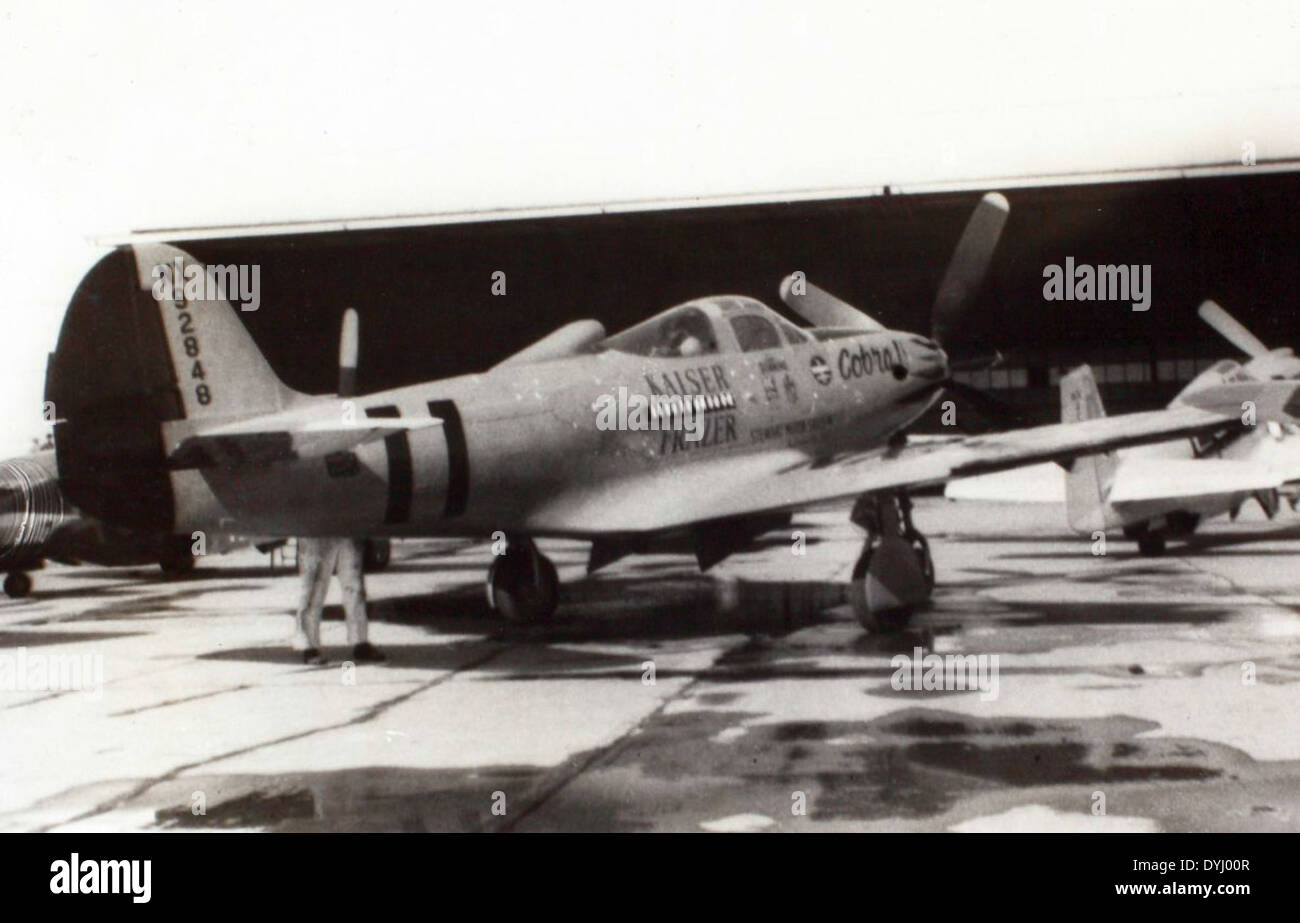 Fotografia tratta dall'album di Charles Daniels che documenta le gare aeree nazionali di Cleveland del 1947, con un P-39Q Airacobra. Foto Stock