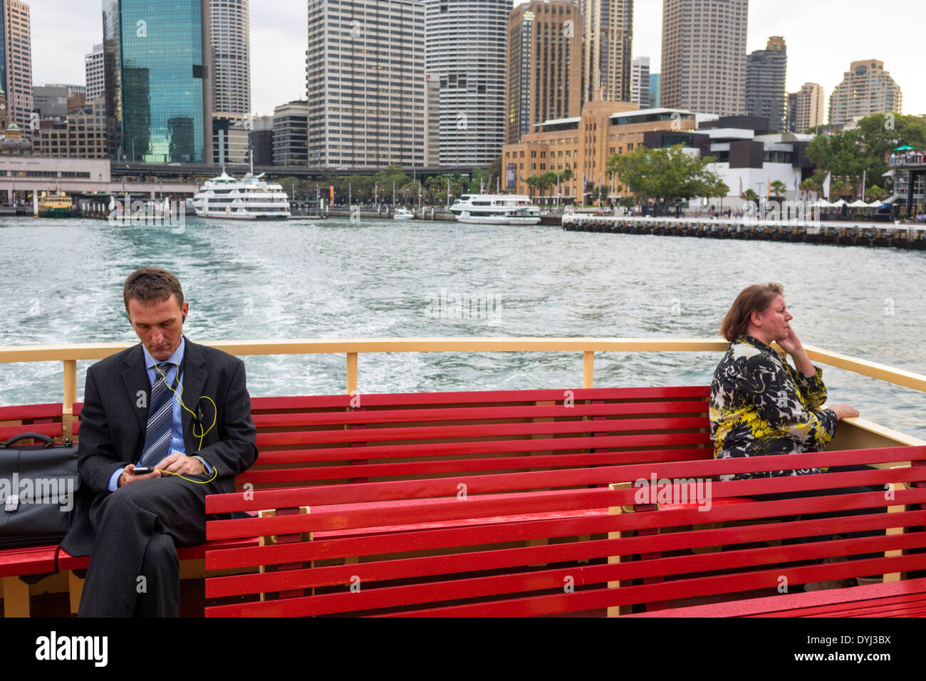 Sydney Australia,New South Wales,Sydney Harbour Bridge,porto,Parramatta River Water,Circular Quay,F2,traghetto,Mosman Bay Water,adulti uomo uomo maschio Foto Stock
