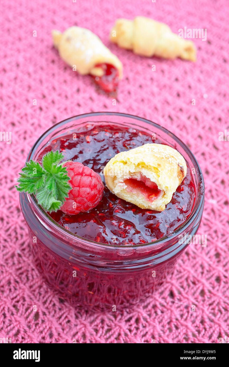 Inceppamento e piccolo croissant Foto Stock