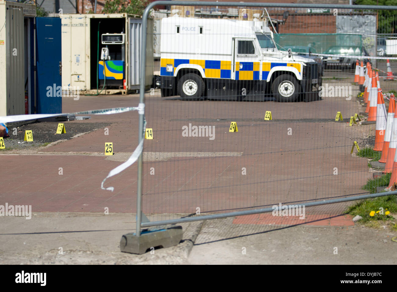 Springfield Road, Belfast,UK 19 Aprile 2014 della scena del crimine di assassinato il repubblicano Tommy Crossan . Foto Stock