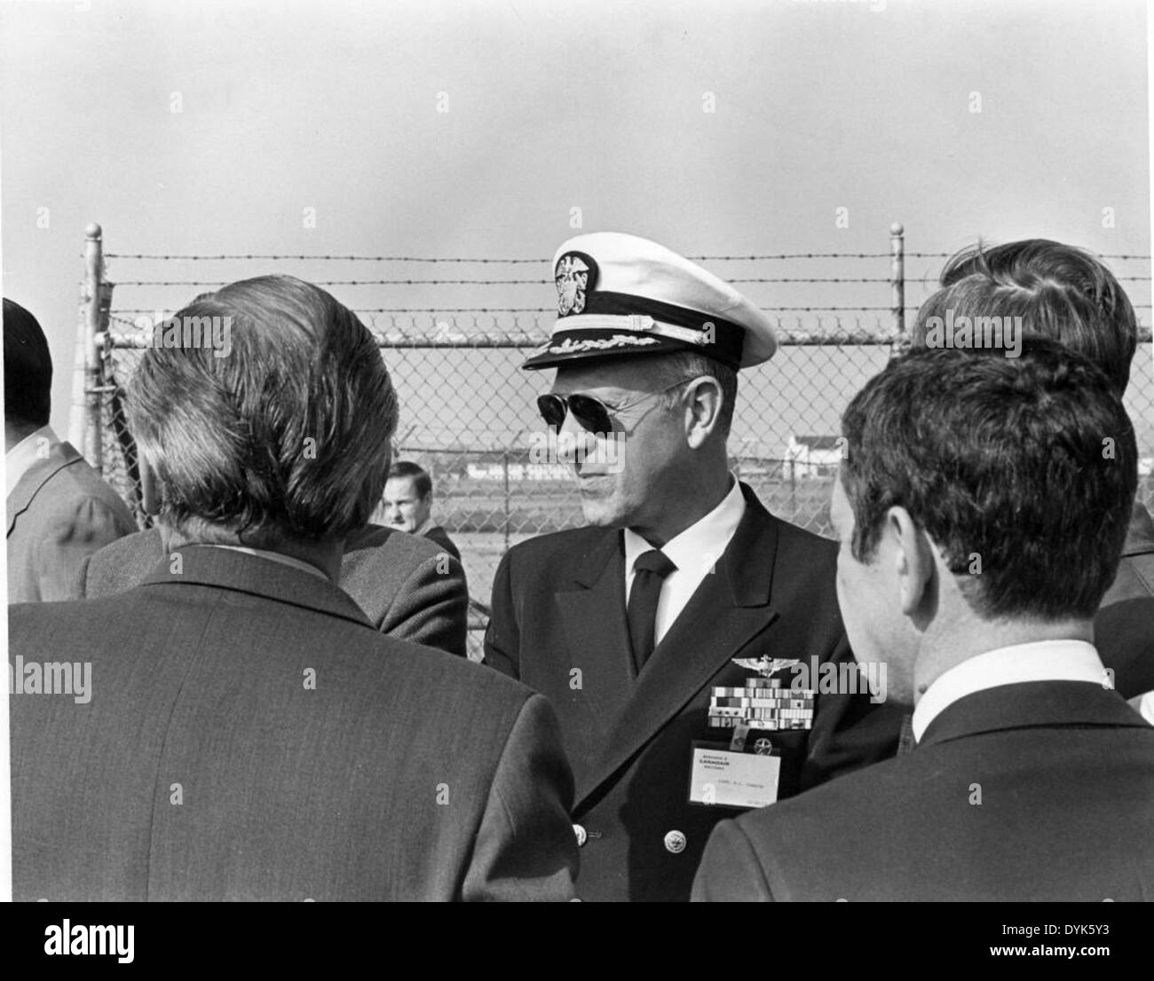 Il CL-84 era un prototipo di velivolo composto tiltrotor sviluppato per uso militare. È dotato sia di capacità rotative che ad ala fissa, il che lo rende estremamente versatile per le operazioni di decollo e atterraggio verticale. Foto Stock