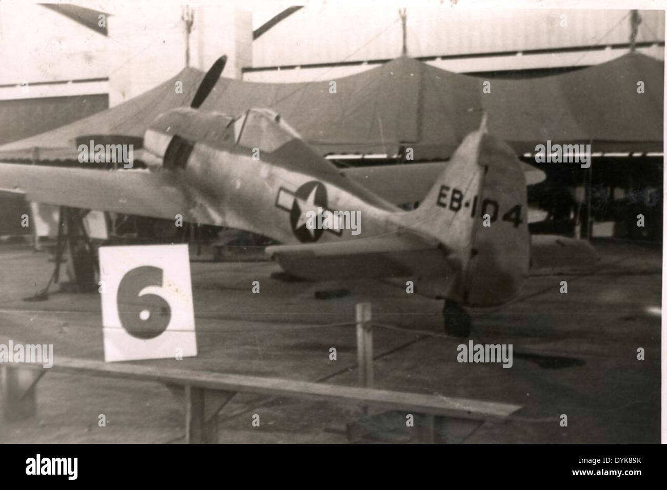 Il Focke-Wulf FW 190G-3, WNR.160016, era un caccia tedesco della seconda guerra mondiale catturato dalle forze aeree dell'esercito statunitense. Conosciuto come "Butcher Bird", è stato utilizzato per l'analisi e la valutazione per migliorare le strategie di combattimento alleate. Foto Stock