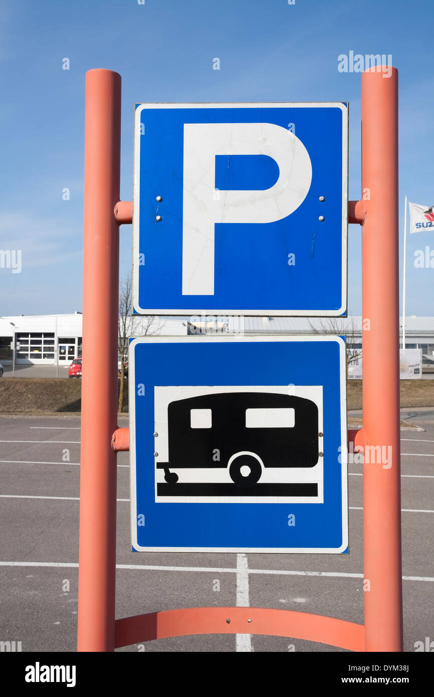 Parco del rimorchio parcheggio segno, Finlandia Foto Stock