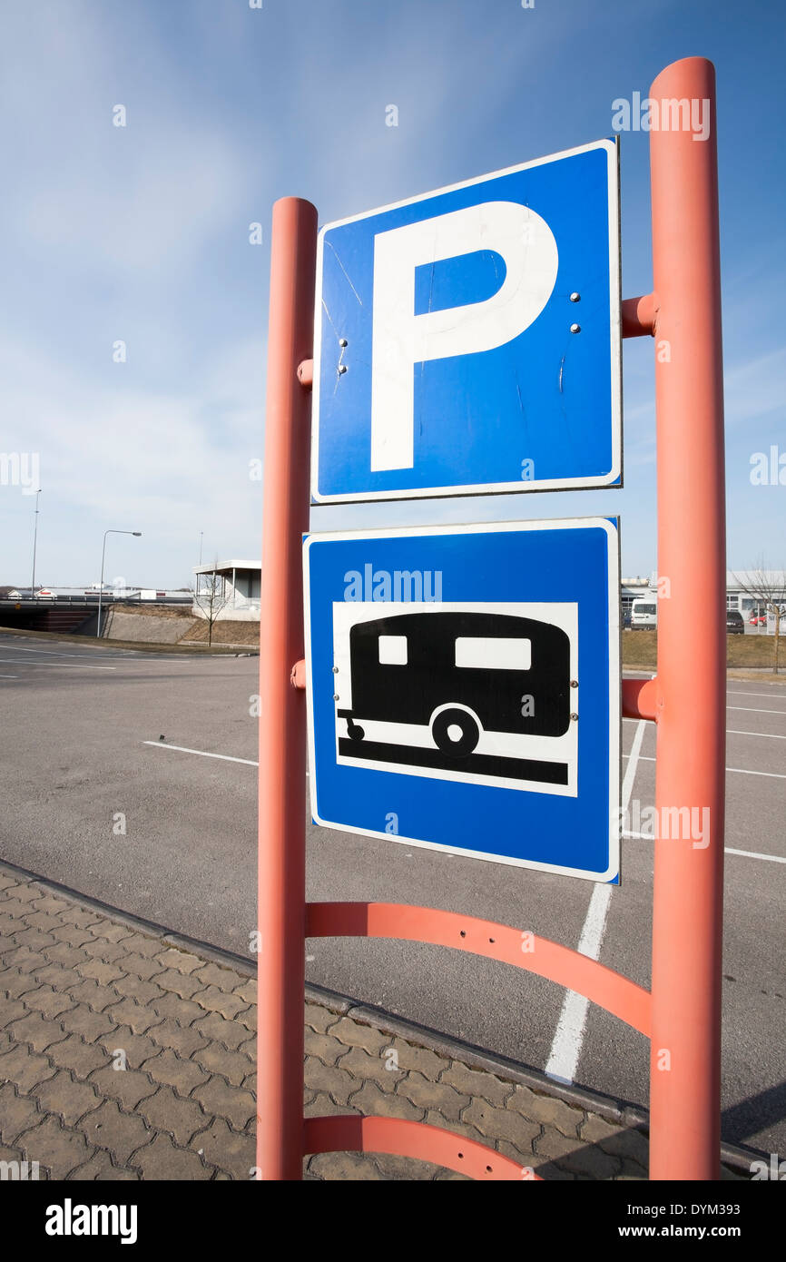 Parco del rimorchio parcheggio segno, Finlandia Foto Stock