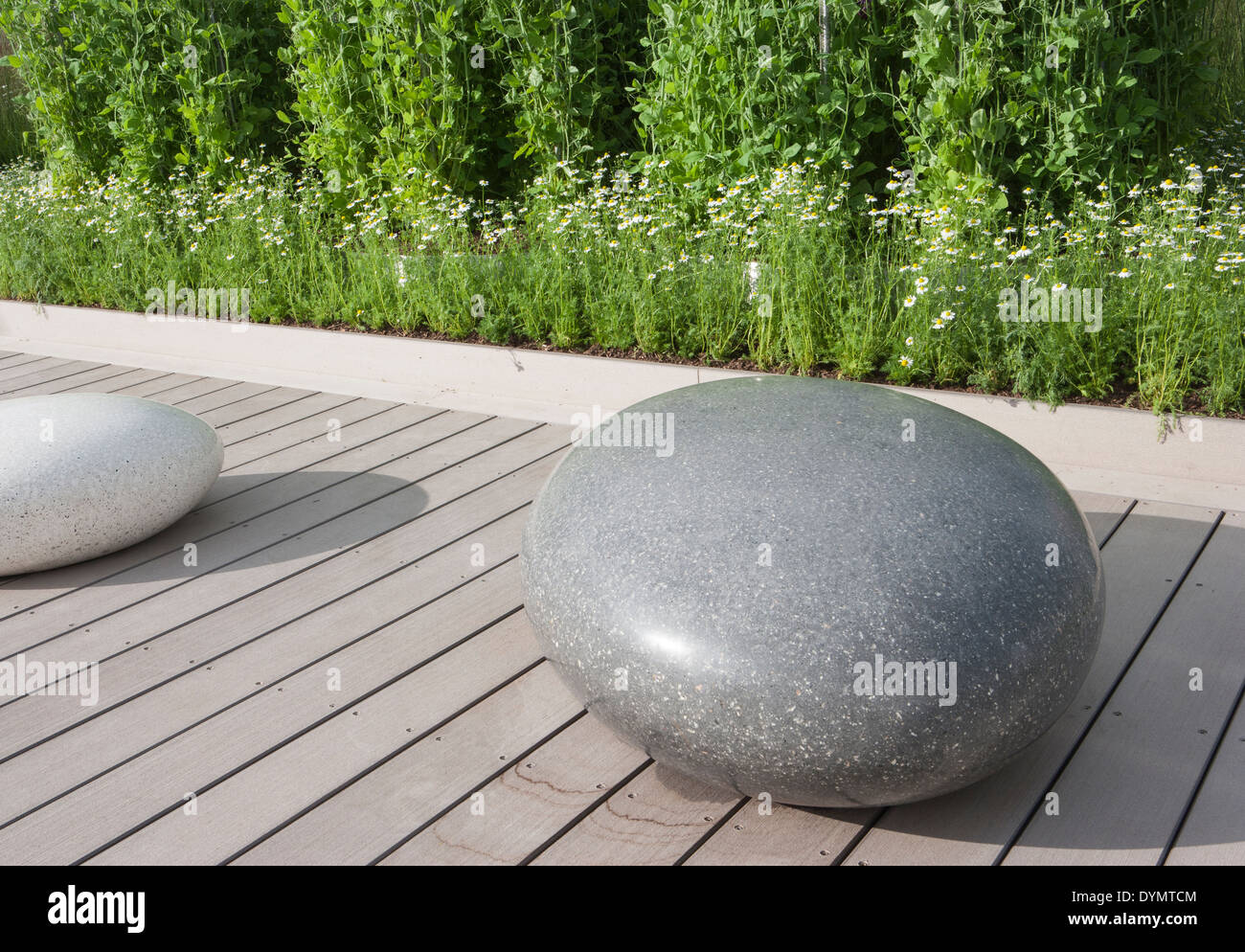 Tatton Park RHS Flower Show 2013 reti: un giardino per la Ricerca sul Cancro ideato da Maria Hoult aggiudicato la Medaglia d'Oro Foto Stock
