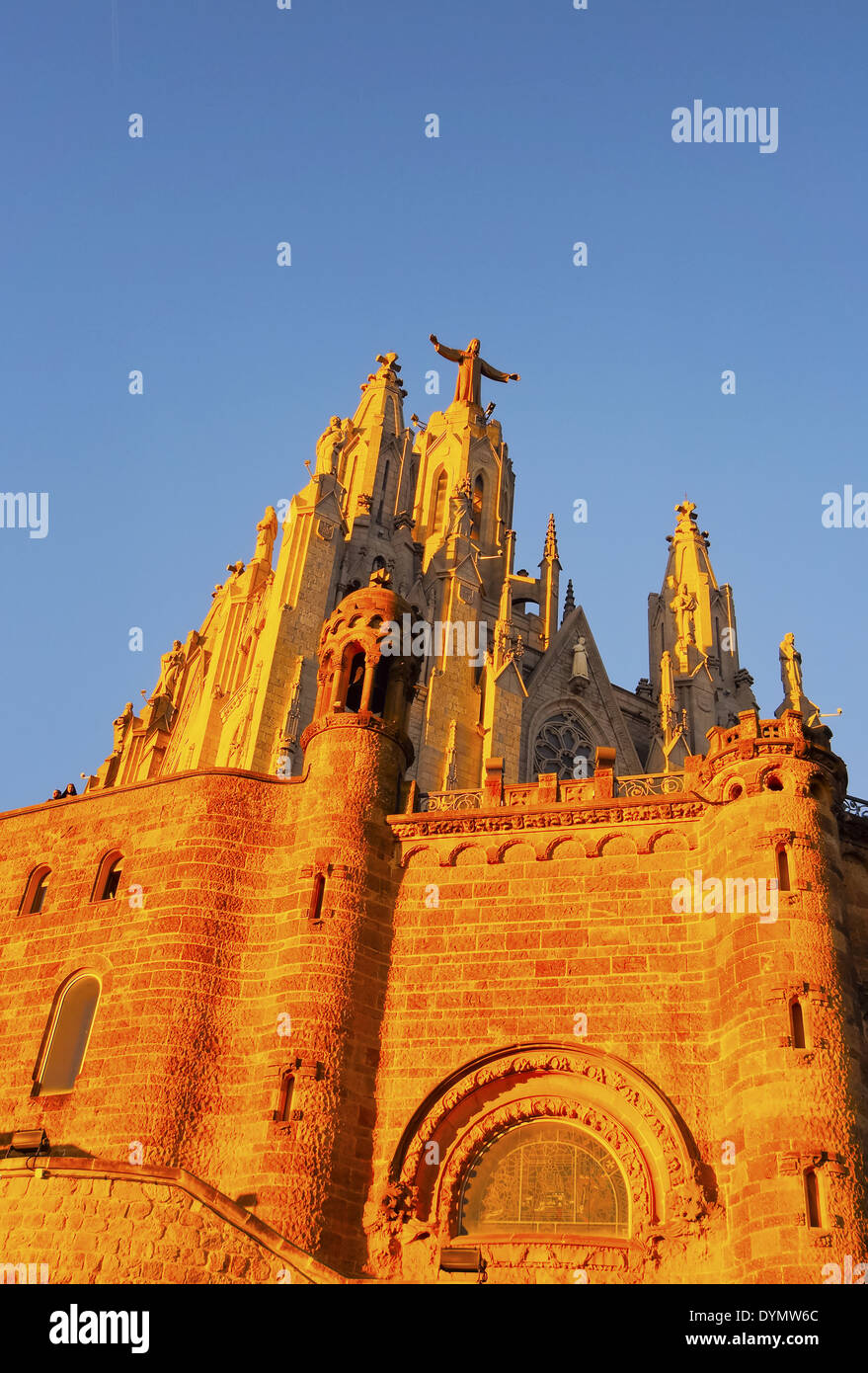 Tempio del Sacro Cuore di Gesù sul monte Tibidabo di Barcellona, in Catalogna, Spagna Foto Stock