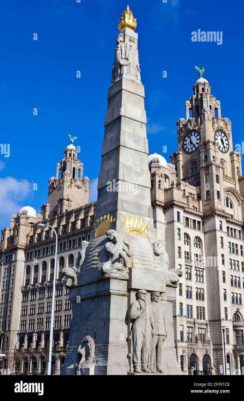 Il Memoriale della sala motori eroi in Liverpool, UK. Foto Stock