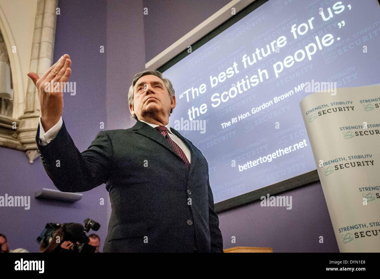 Glasgow, Scotland, Regno Unito, 22 apr, 2014. Ex primo ministro, e il Cancelliere tedesco, l'onorevole Gordon Brown, MP, ha fatto il suo primo discorso in nome della campagna Better Together a Sir Charles Wilson Edificio, Università di Glasgow. Martedì, 22 aprile 2014. Credito: Wullie marr/Alamy Live News Foto Stock