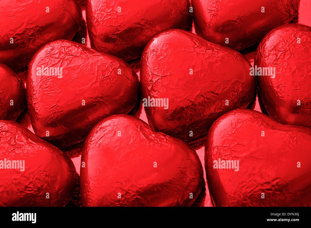 Rosso amore Cioccolato cuori un grande dono da un cioccolatiere di lusso per il giorno di San Valentino Foto Stock