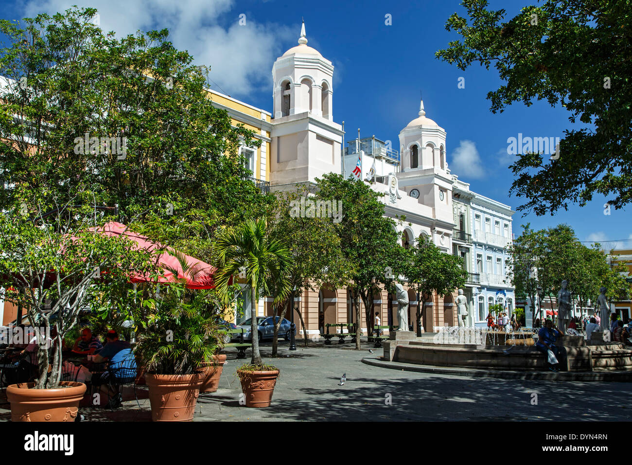 Plaza de Armas e Palazzo Comunale, Old San Juan, Puerto Rico Foto Stock