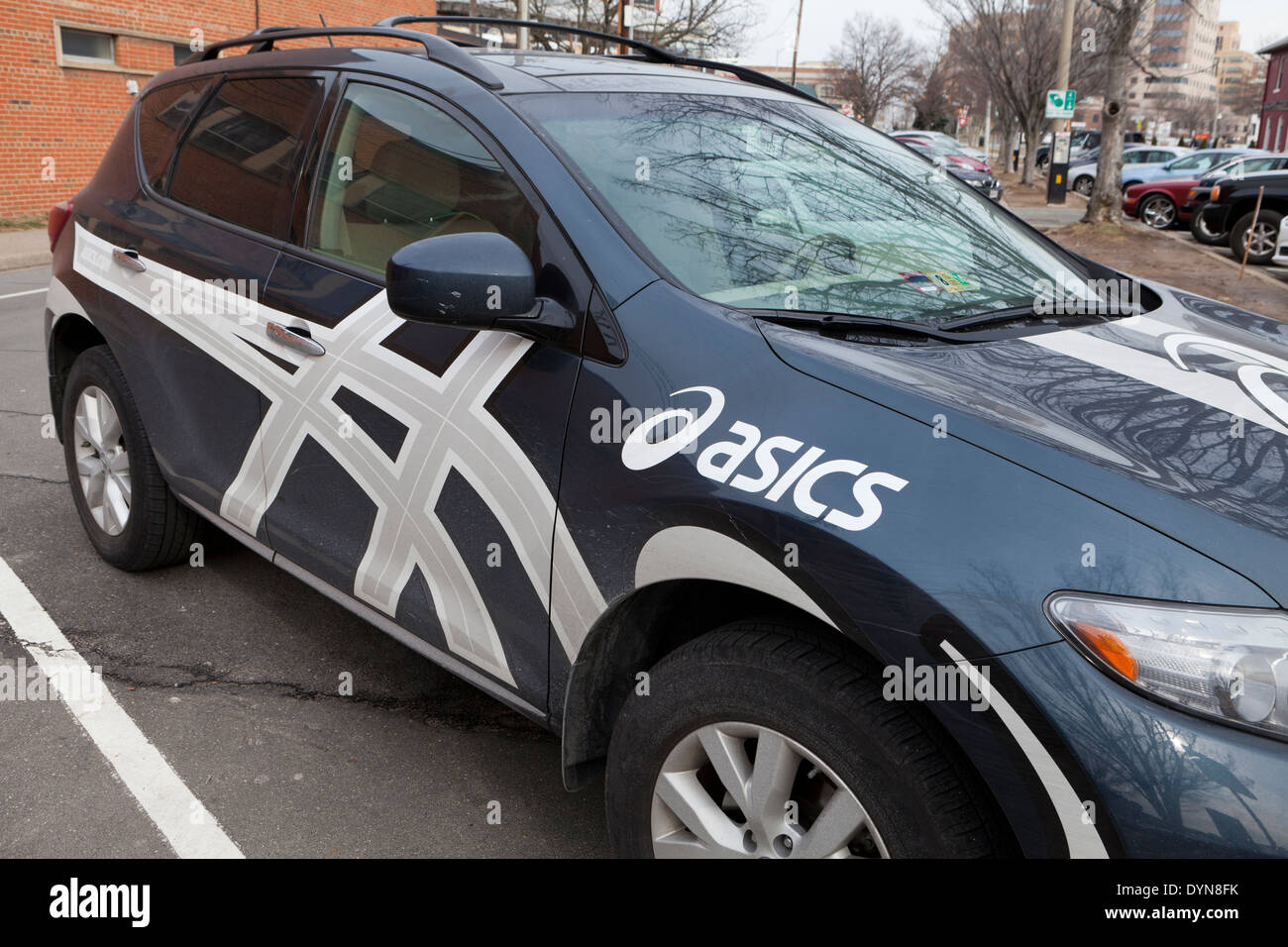 Asics immagini e fotografie stock ad alta risoluzione - Alamy