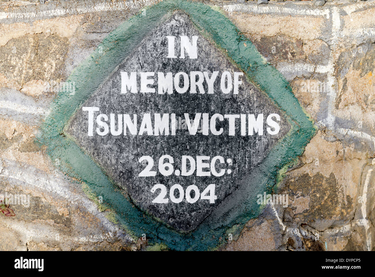 Lapide in memoria delle vittime dello tsunami a Nuwara Eliya, Sri Lanka Foto Stock