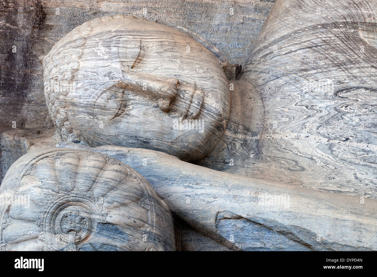 Il Buddha reclinato di Polonnaruwa, Sri Lanka Foto Stock