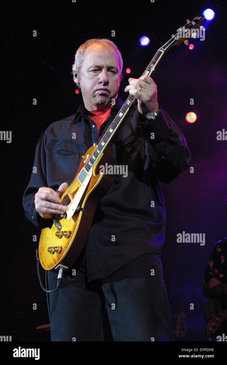 Mark Knopfler, 2001 Foto Stock