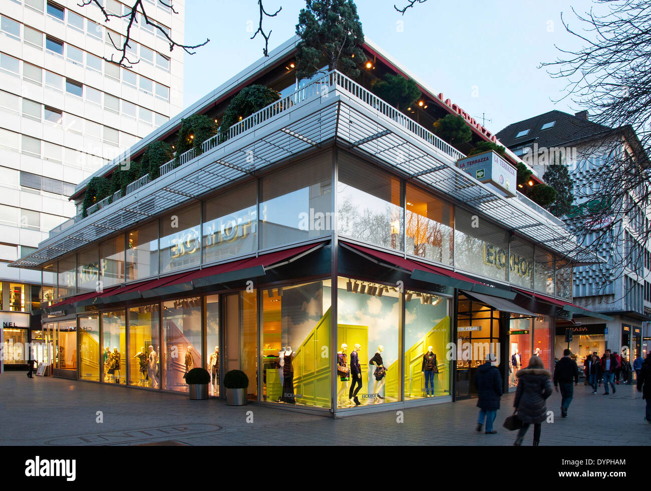 Eickhoff fashion house su Königsallee, Düsseldorf Foto Stock