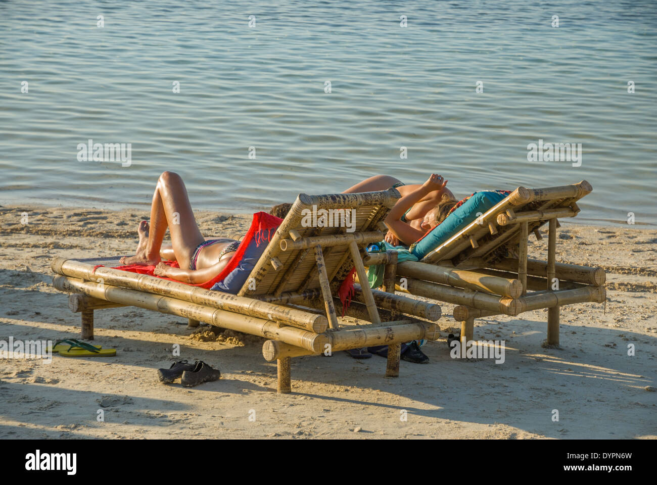 Nusa Lembongan relax chaise longue in Indonesia Foto Stock