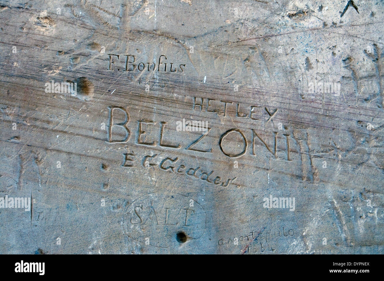 Ramesseum : il tempio funerario del faraone Ramses II il Grande(1303-1213 A.C. XIX dyn.). L'autografo di Giovanni Belzoni Foto Stock
