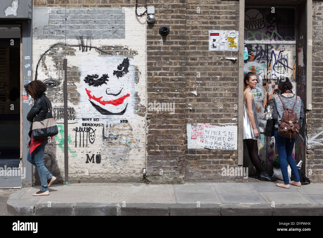 Arte di strada sulla moda Street, in Shoreditch, Londra. Foto Stock