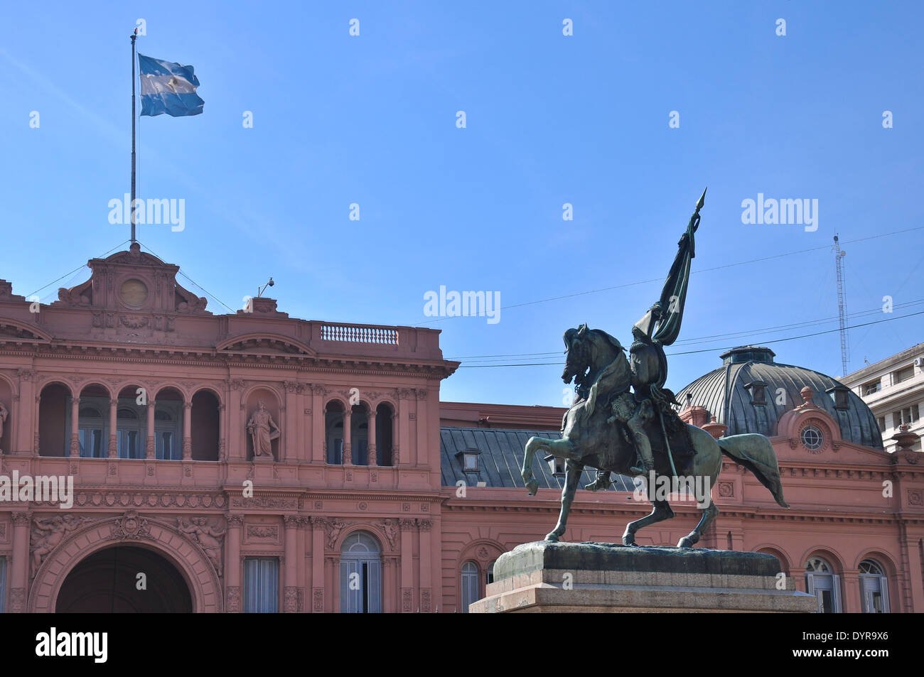 Manuel Belgrano statua di fronte alla Casa Rosada, Buenaos Aires, Argentina Foto Stock