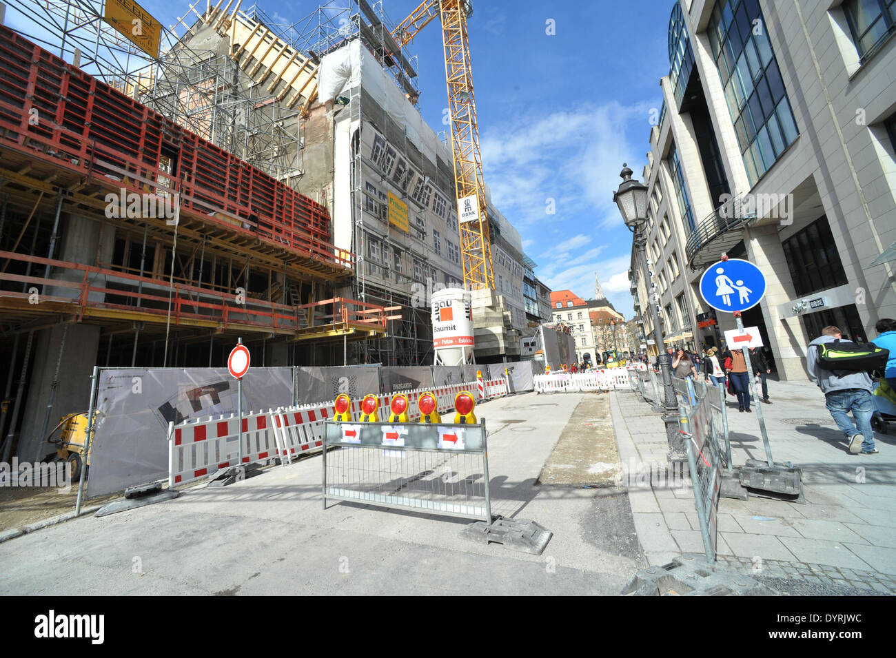 Conversione di Sendlingerstrasse in una zona pedonale a Monaco di Baviera, 2012 Foto Stock