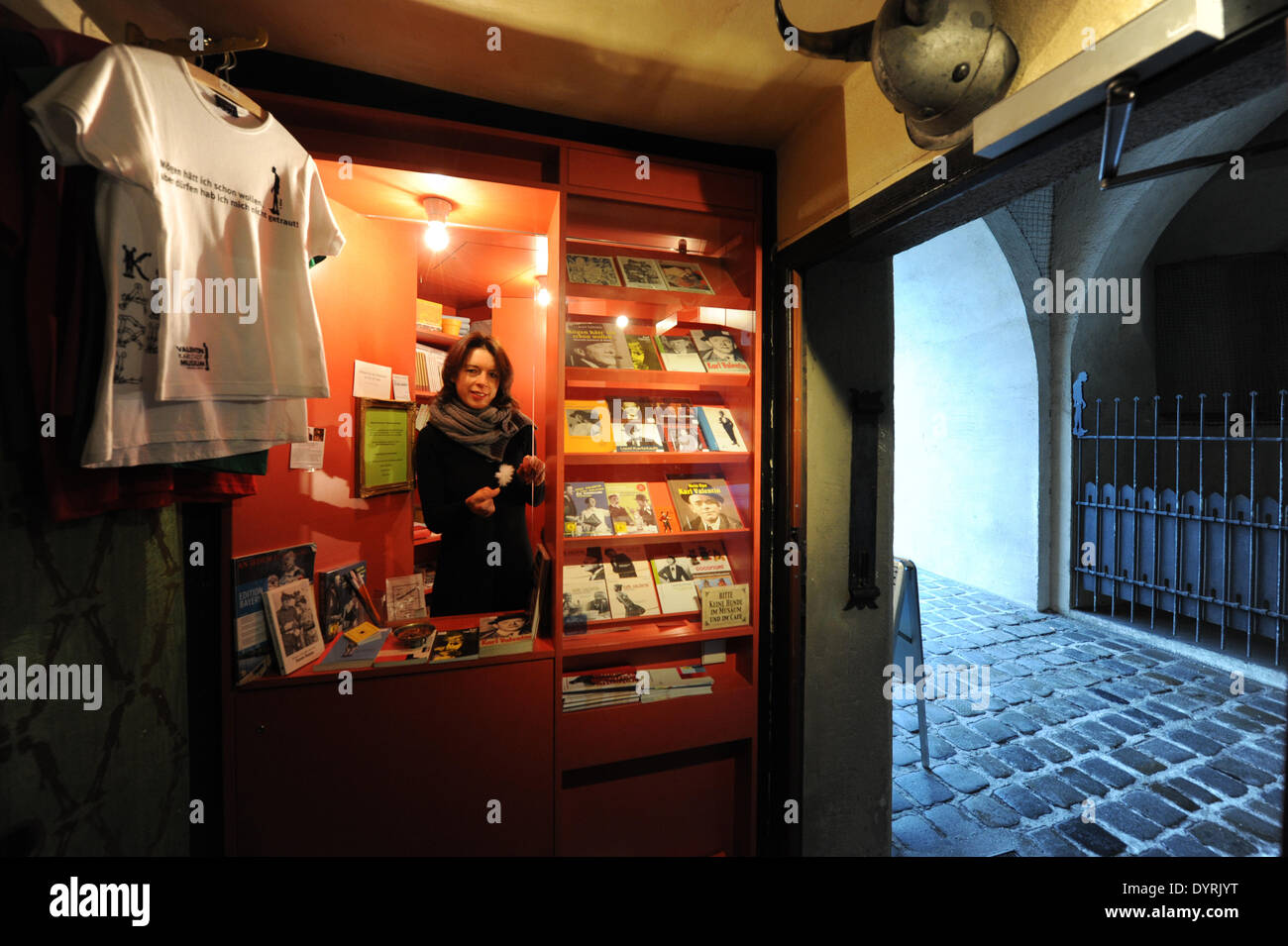 Museum shop in Valentin-Karlstadt-Musaeum a Monaco di Baviera, 2011 Foto Stock