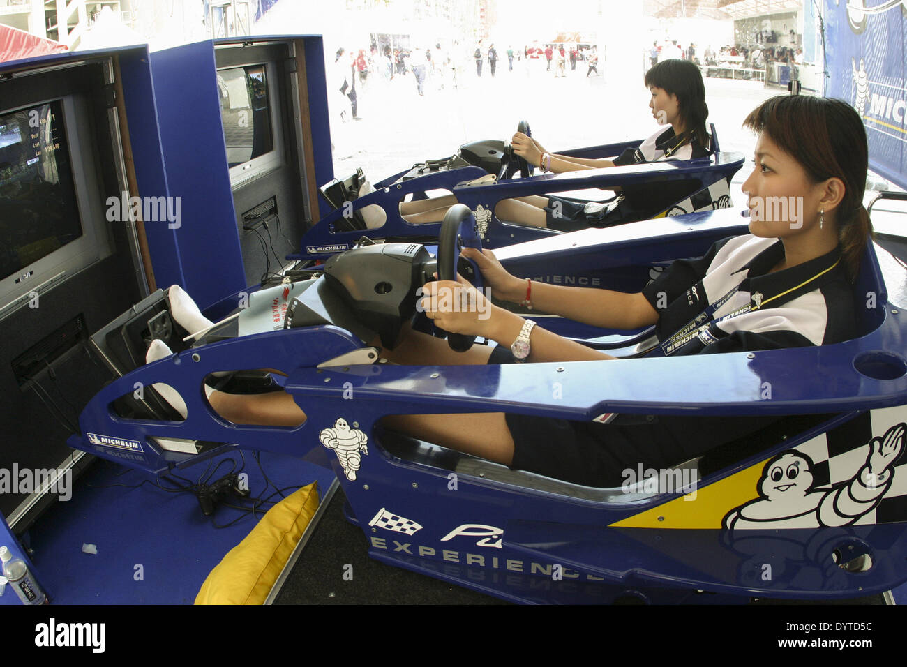 Il personale video gioco della Michelin stand al Shanghai International Circuit di Shanghai Foto Stock