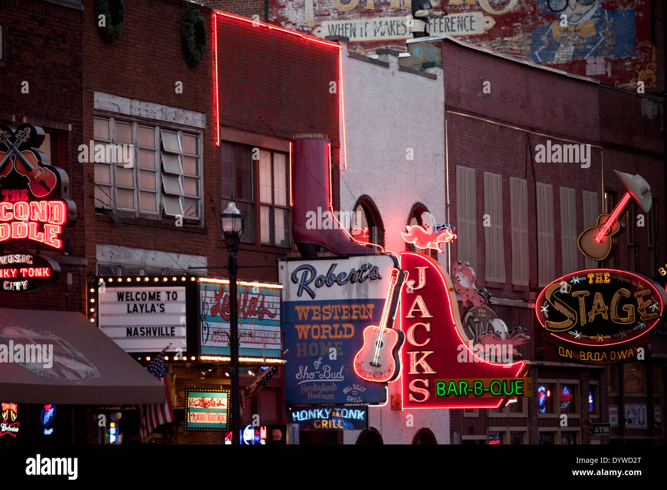 Segni sul lower broadway Nashville Tennessee Foto Stock