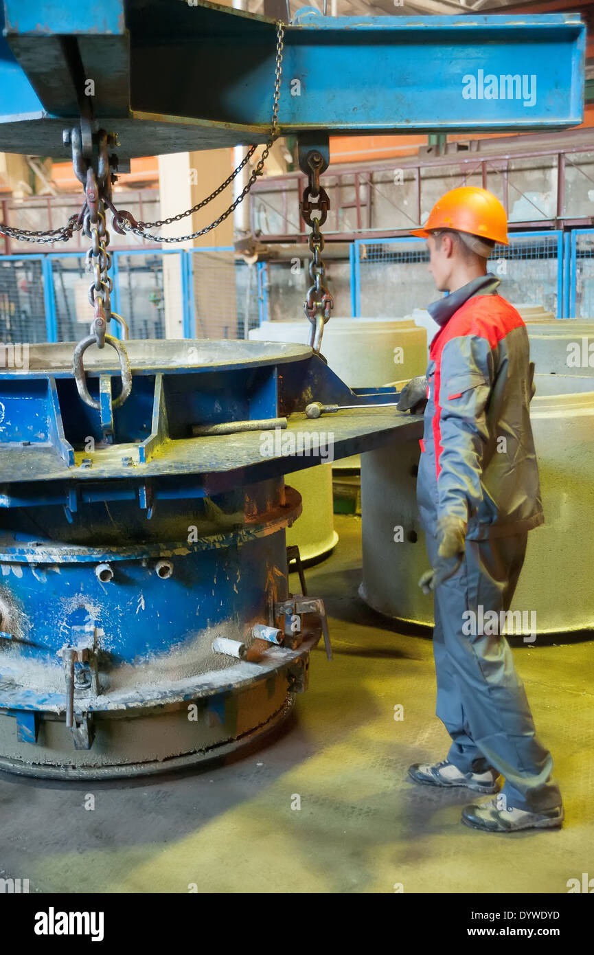 Sulla pianta di prodotti ferroconcrete Foto Stock