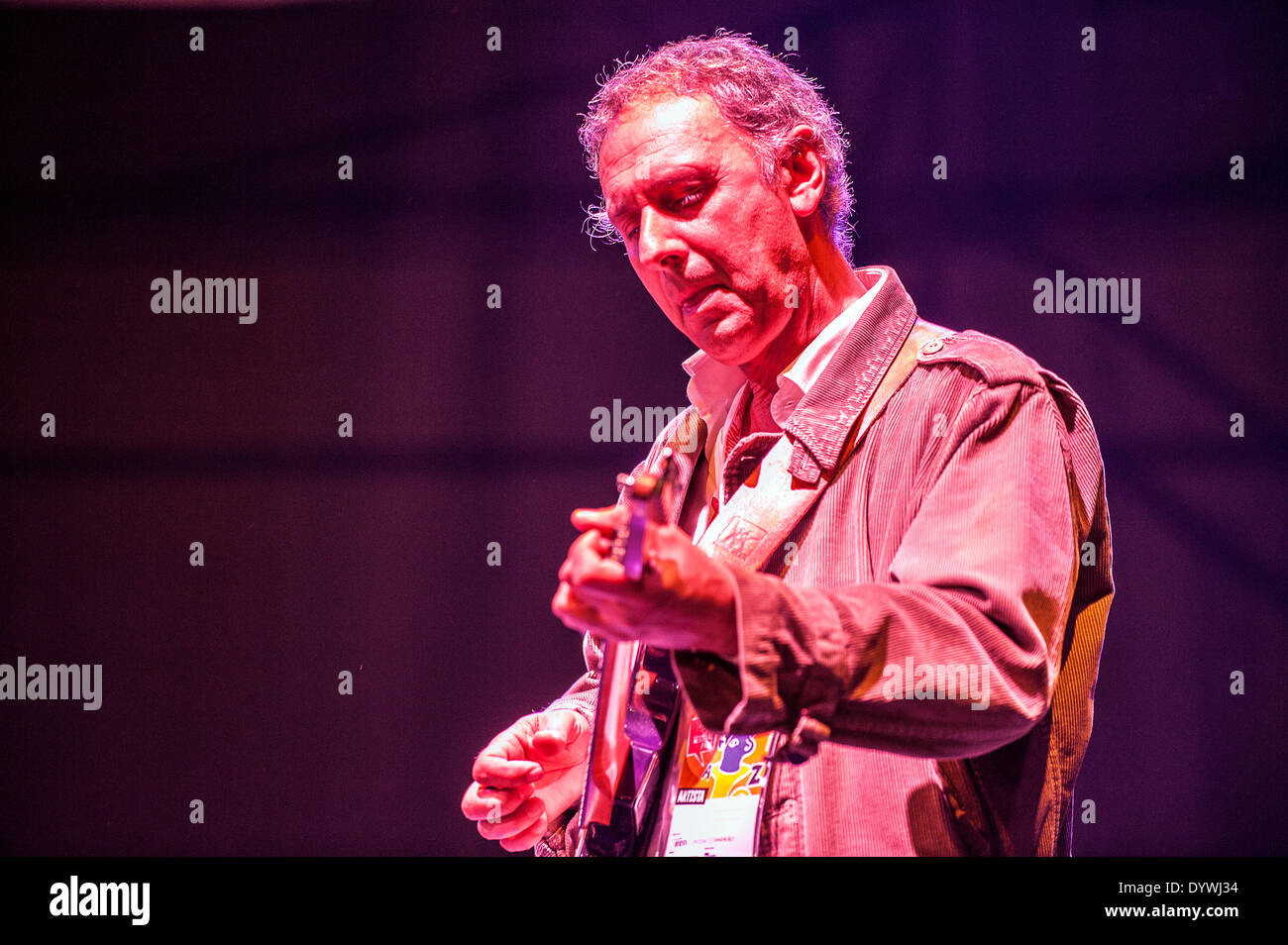 Torino, Italia. Xxv Aprile, 2014. ' Torino Jazz Festival 2014 - inizio del Festival il 25 aprile 2014 - Prestazioni di Daniele Sepe und Rote Jazz frazione - Franco Giacoia Credito: Davvero Facile Star/Alamy Live News Foto Stock