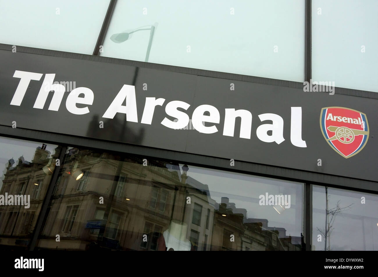 Segno su Arsenal FC sostenitori' shop, Finsbury Park, Nord di Londra Foto Stock