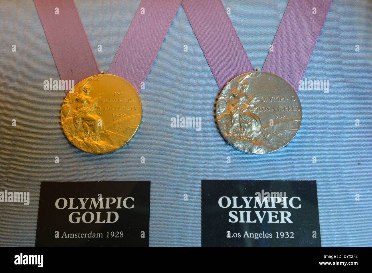 Signore Burghley's medaglie alle Olimpiadi del 1928 e 1932. Burghley House. Stamford. Lincolnshire Foto Stock