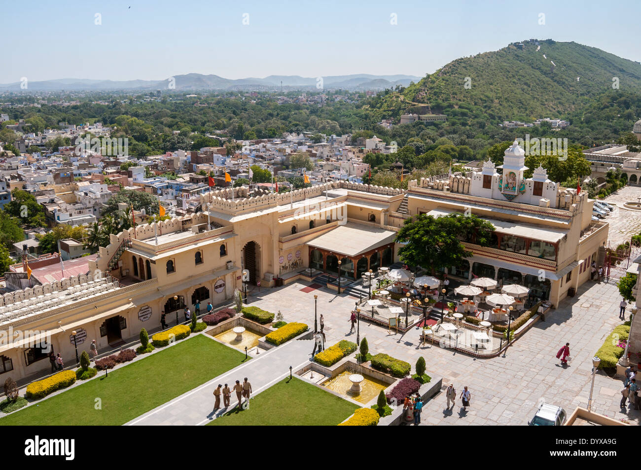 Vista dal Palazzo di Città, Udaipur, Rajasthan, India. Foto Stock