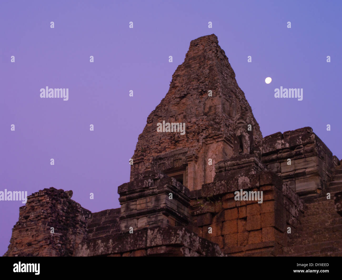 Alba a Pre Rup, Tempio buddista / Royal crematorio, Siem Reap, Cambogia Foto Stock