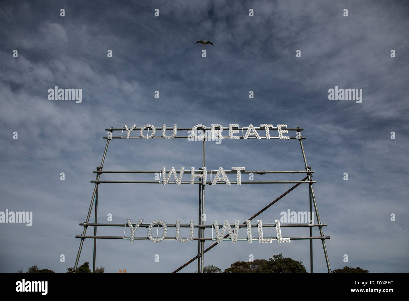 Un arte di installazione da Nathan Coley si crea ciò che si farà a xix Biennale di Sydney, la Cockatoo Island, Sydney 2014 Foto Stock