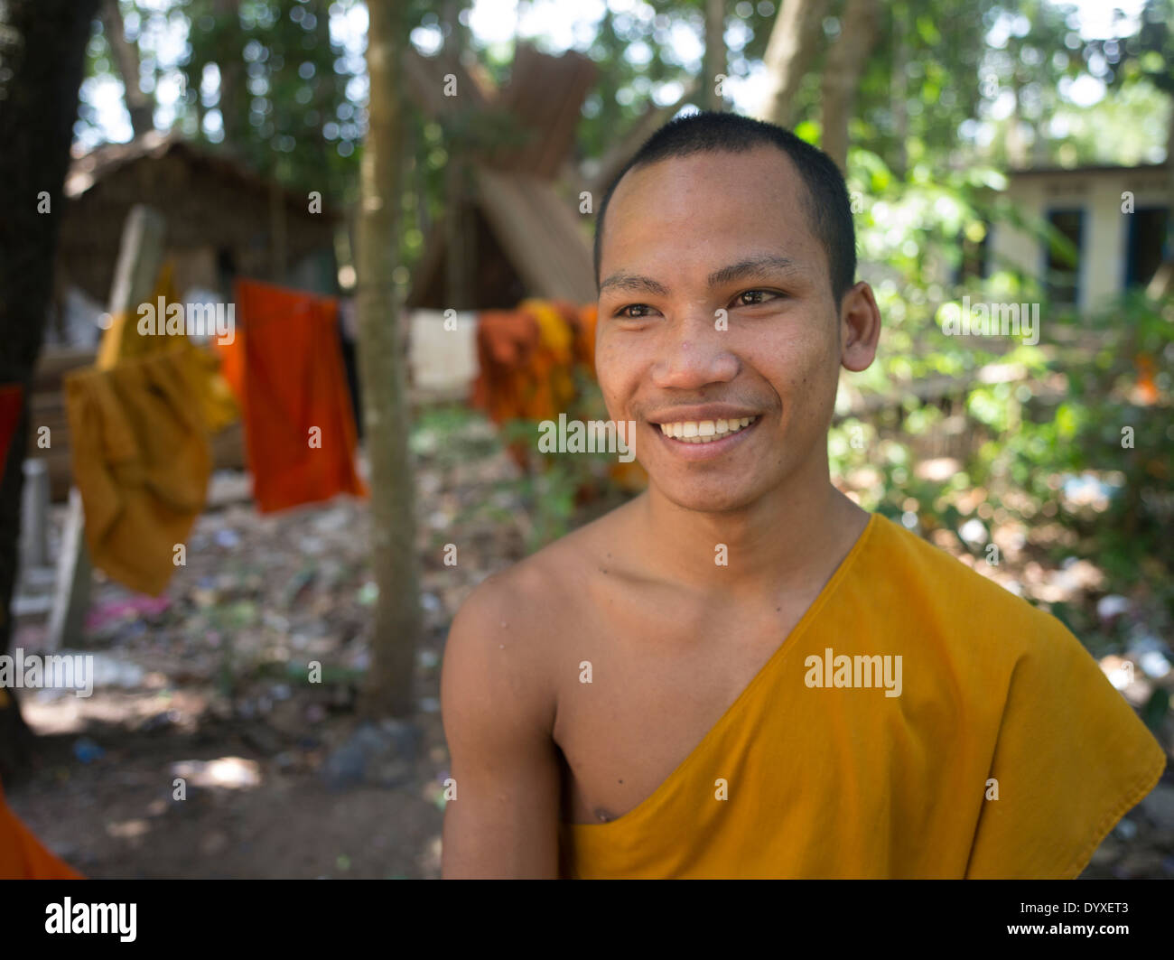 Giovane monaco buddista di Tempio Lolei ( Roluos Group ) , Siem Reap, Cambogia Foto Stock