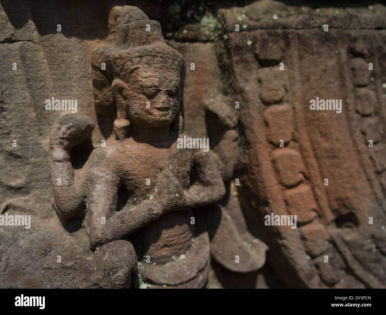 Arenaria bassorilievo sculture di Apsara a Ta Som tempio, Siem Reap, Cambogia Foto Stock