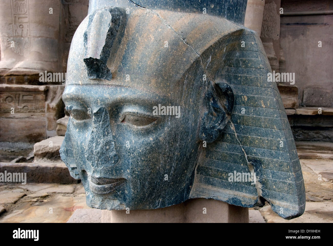 Ramesseum : il tempio funerario del faraone Ramses II il Grande(1303-1213 A.C. XIX dyn.). Foto Stock