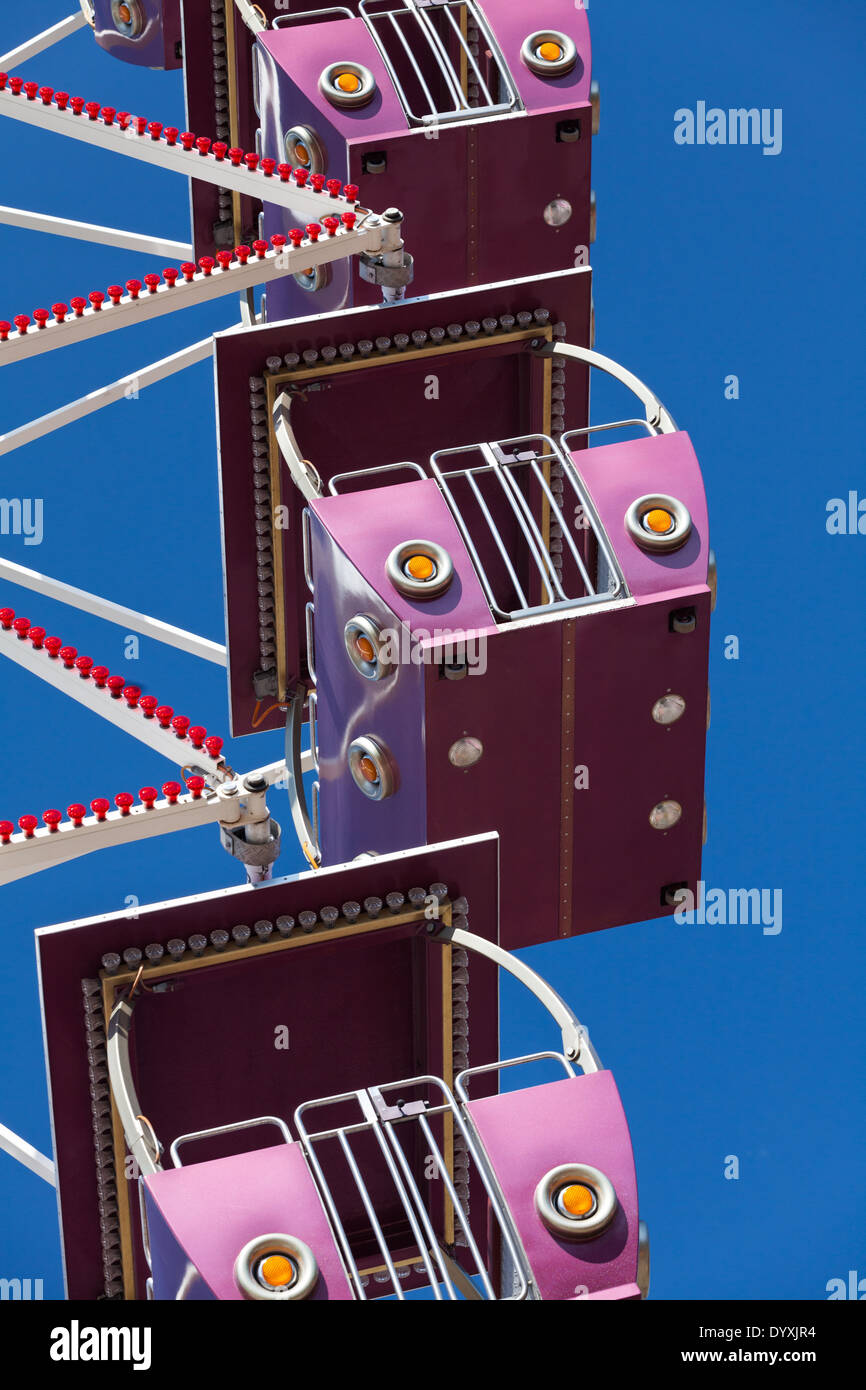 Ruota panoramica Ferris cabina Foto Stock