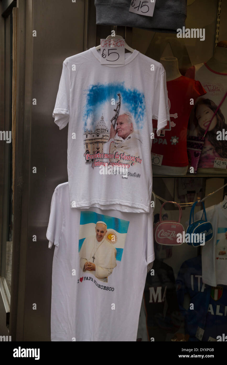 T shirt italia roma immagini e fotografie stock ad alta risoluzione - Alamy