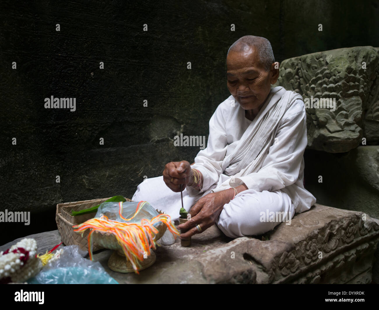 Monaca buddista a Preah Khan Temple, Siem Reap, Cambogia Foto Stock