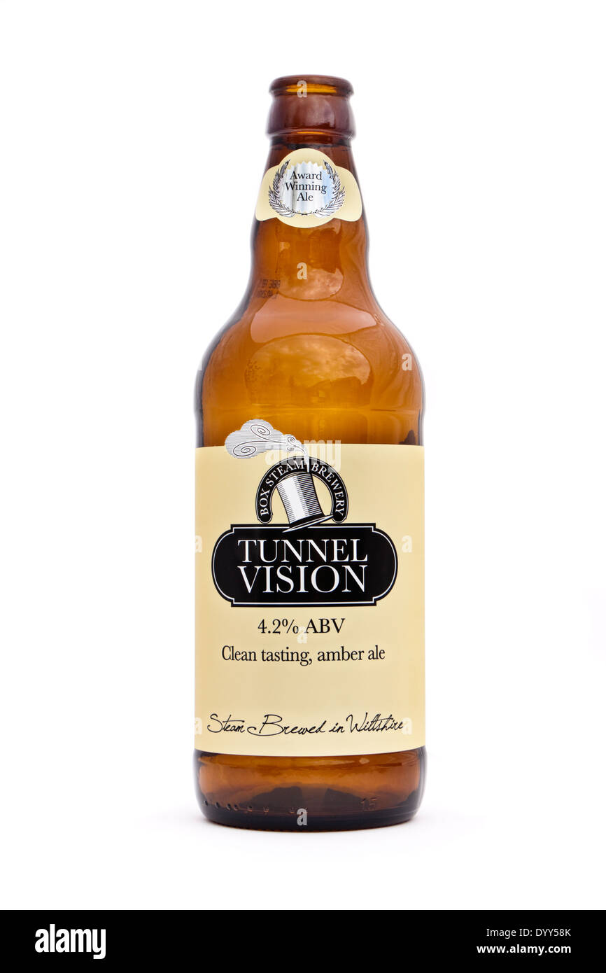 Bottiglia di 'Tunnel Vision", una degustazione pulita ale ambrata, vapore prodotta dalla casella Birreria a vapore, Wiltshire, Regno Unito. Foto Stock