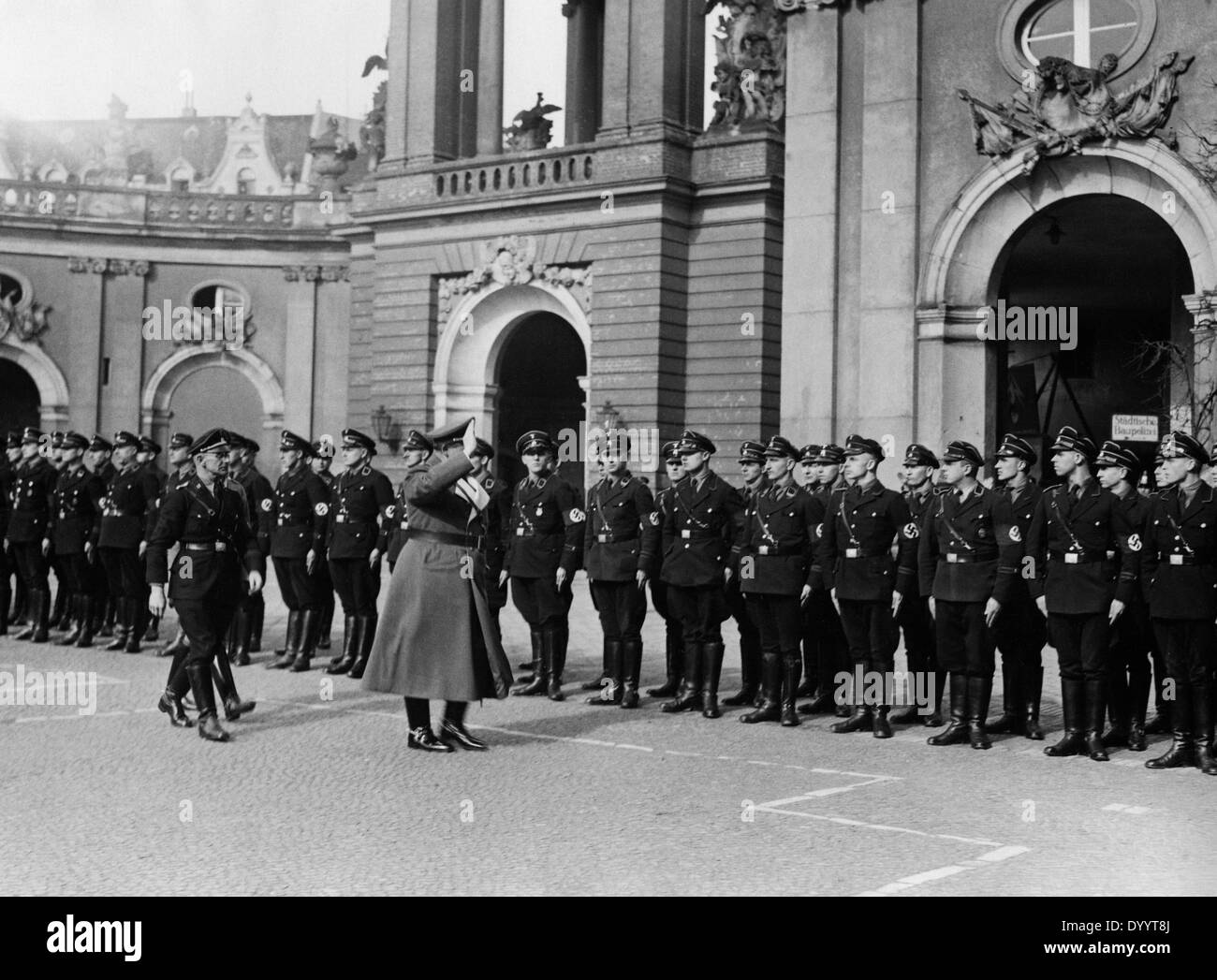 Hermann Göring alla cerimonia di inaugurazione del nuovo sindaco della città di Potsdam, 1934 Foto Stock