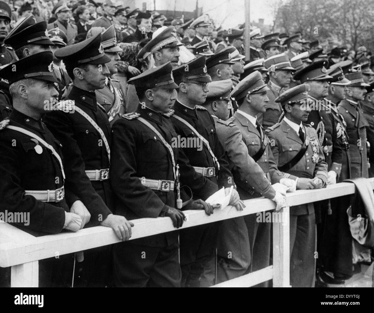 Rapporti da militare a militare immagini e fotografie stock ad alta