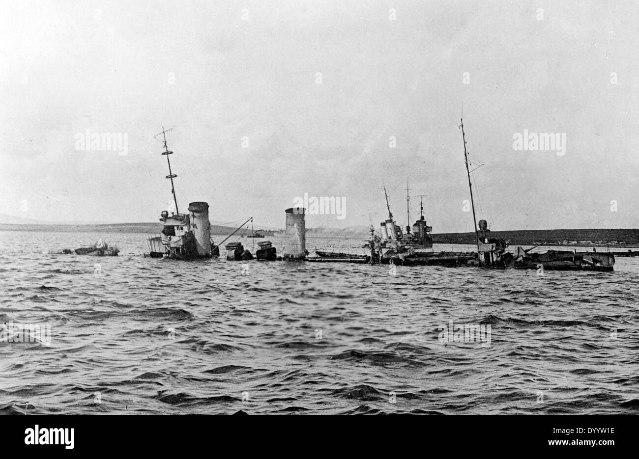 Scuttling di guerra tedesco della flotta in Scapa Flow, 1919 Foto Stock