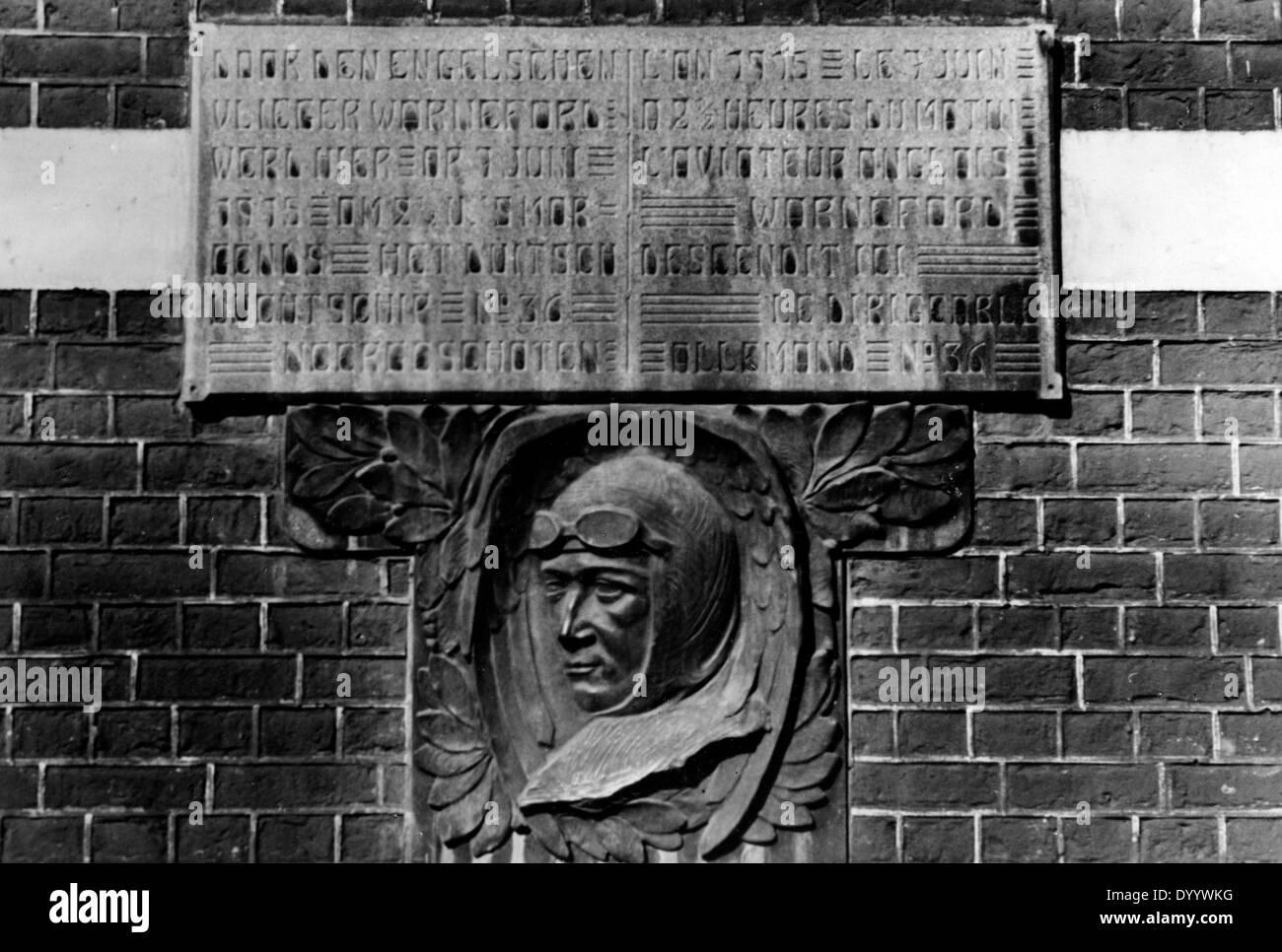 Targa commemorativa per il British airman Lt. Reginald Warneford Foto Stock