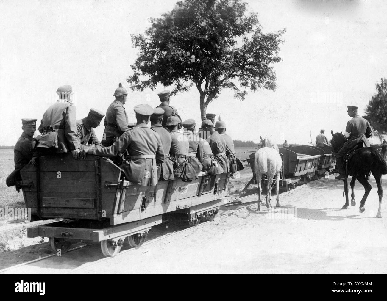 Una pista di trasporto Rusian in Polonia, 1915 Foto Stock