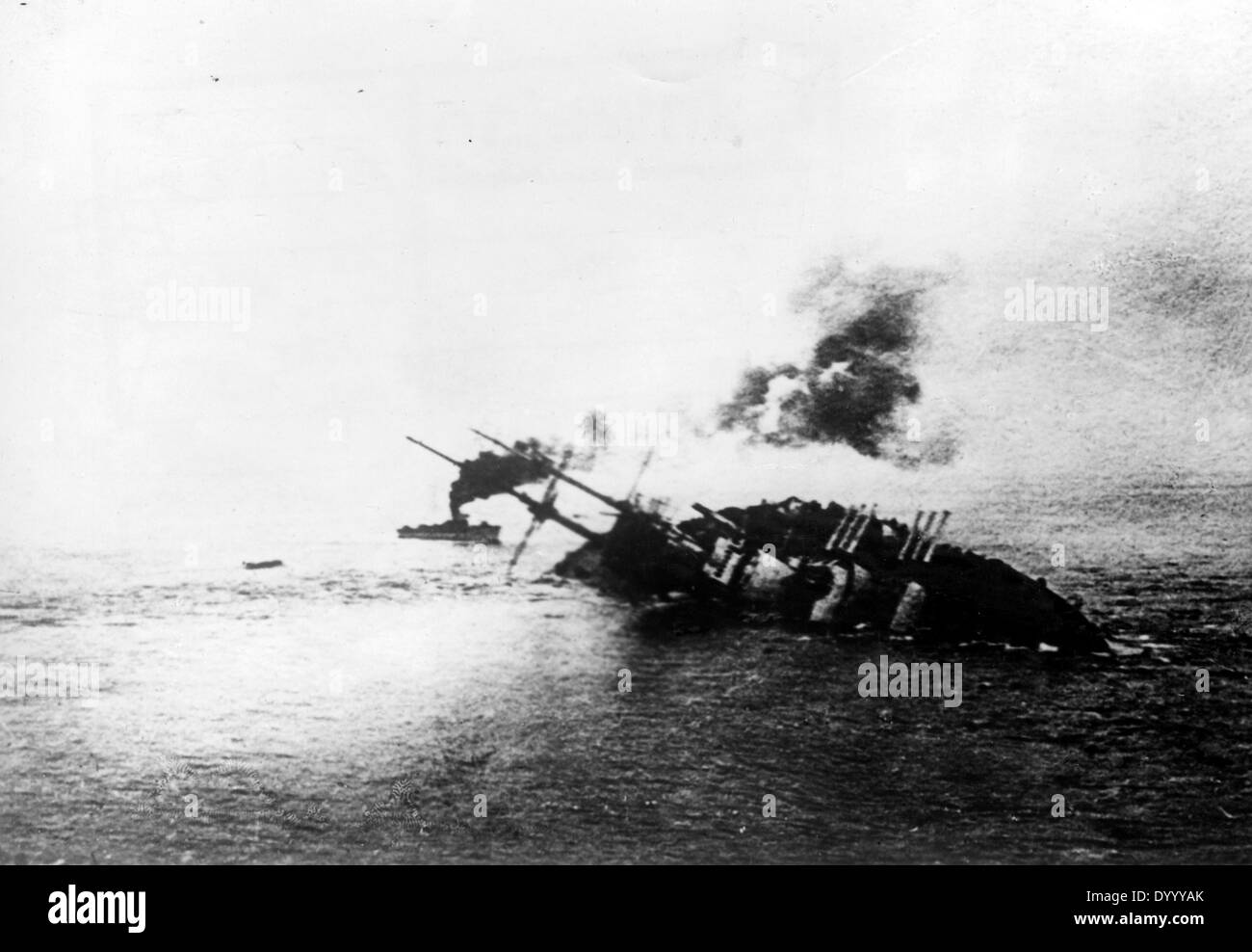 Naufragio della SMS Szent István nel Mare Mediterraneo, 1918 Foto Stock