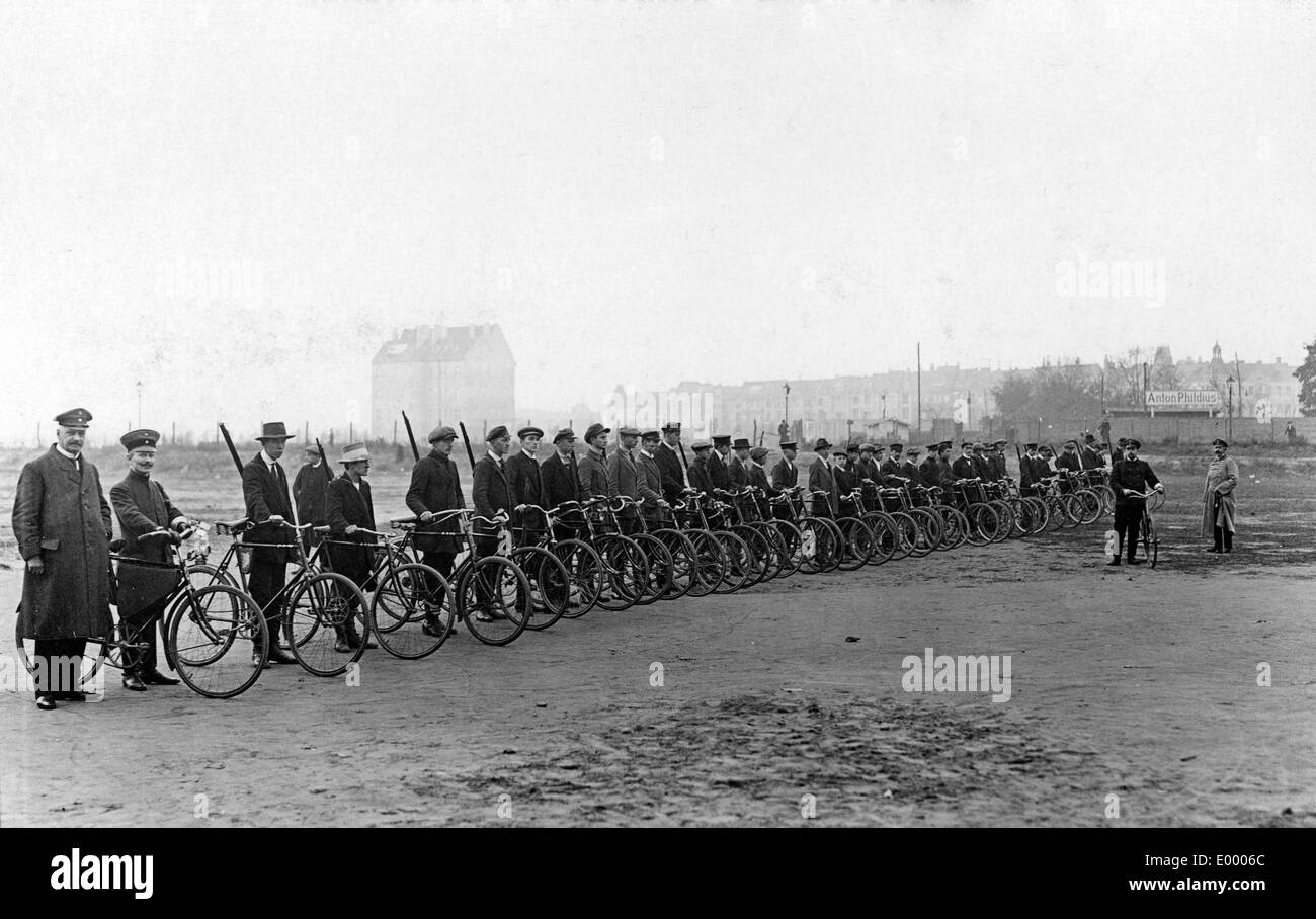 Il tedesco gli uomini ad una formazione paralilitary, 1914 Foto Stock