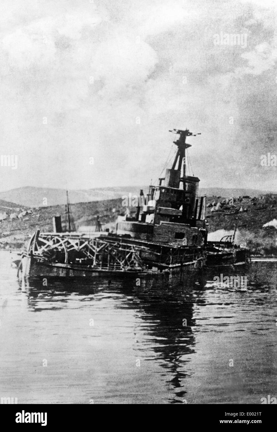 Distrutto inglese Monitor vicino Imbros , 1915/1916 Foto Stock