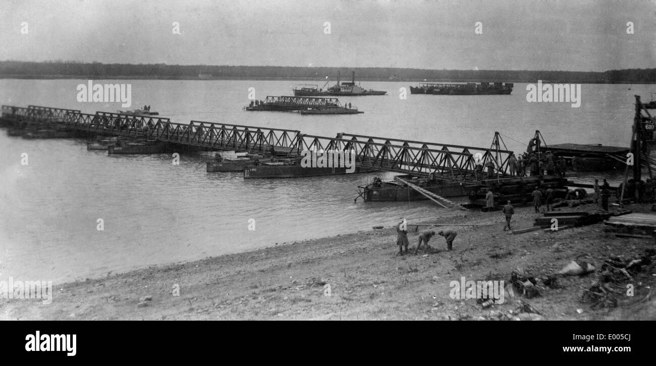 Pontoon bridge, 1916 Foto Stock